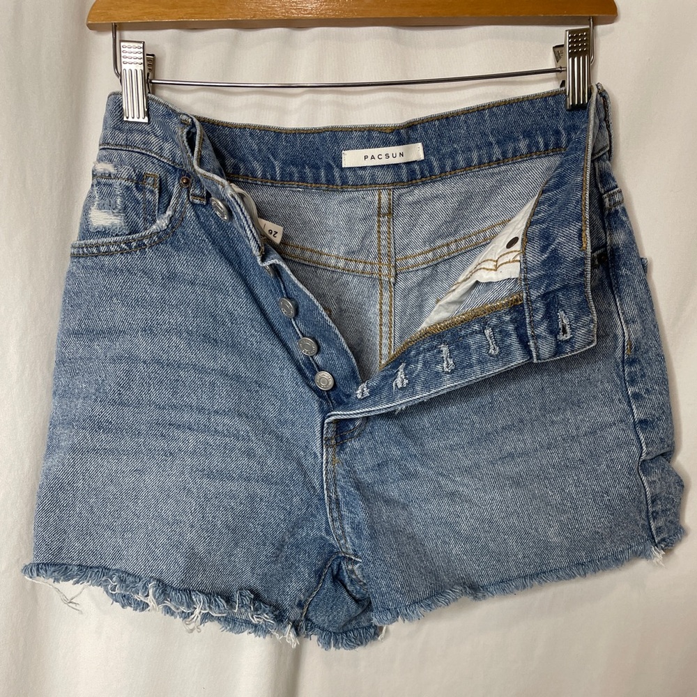 Pac Sun Ionic Women’s High Rise Jean Short